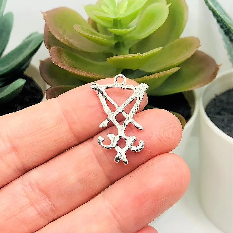 1, 4, 20 or 50 Pieces: Silver Branch Lucifer Sigil Satan Pendants