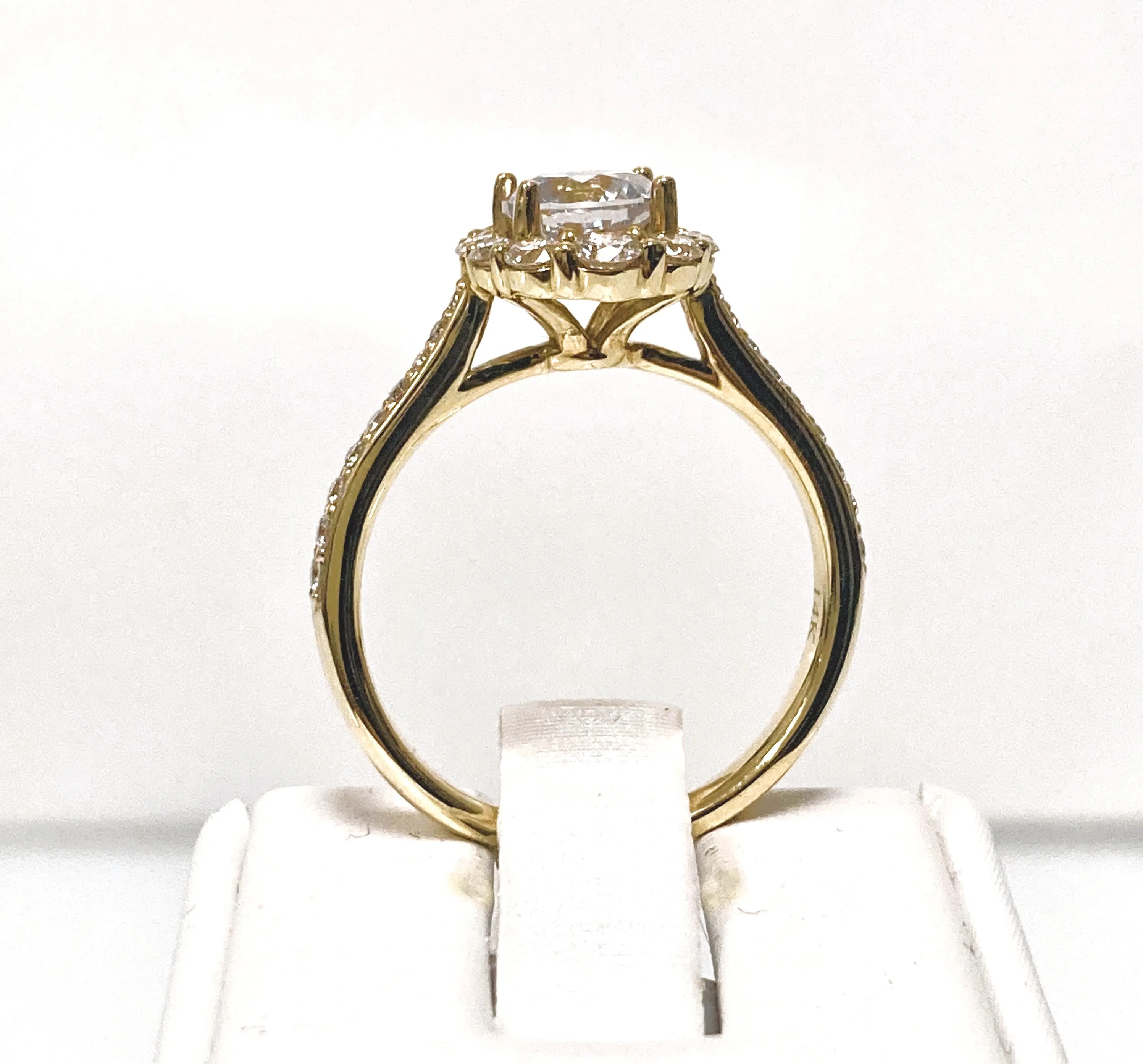 14KY Semi-Mount Solitaire Engagement Ring with Elongated Halo