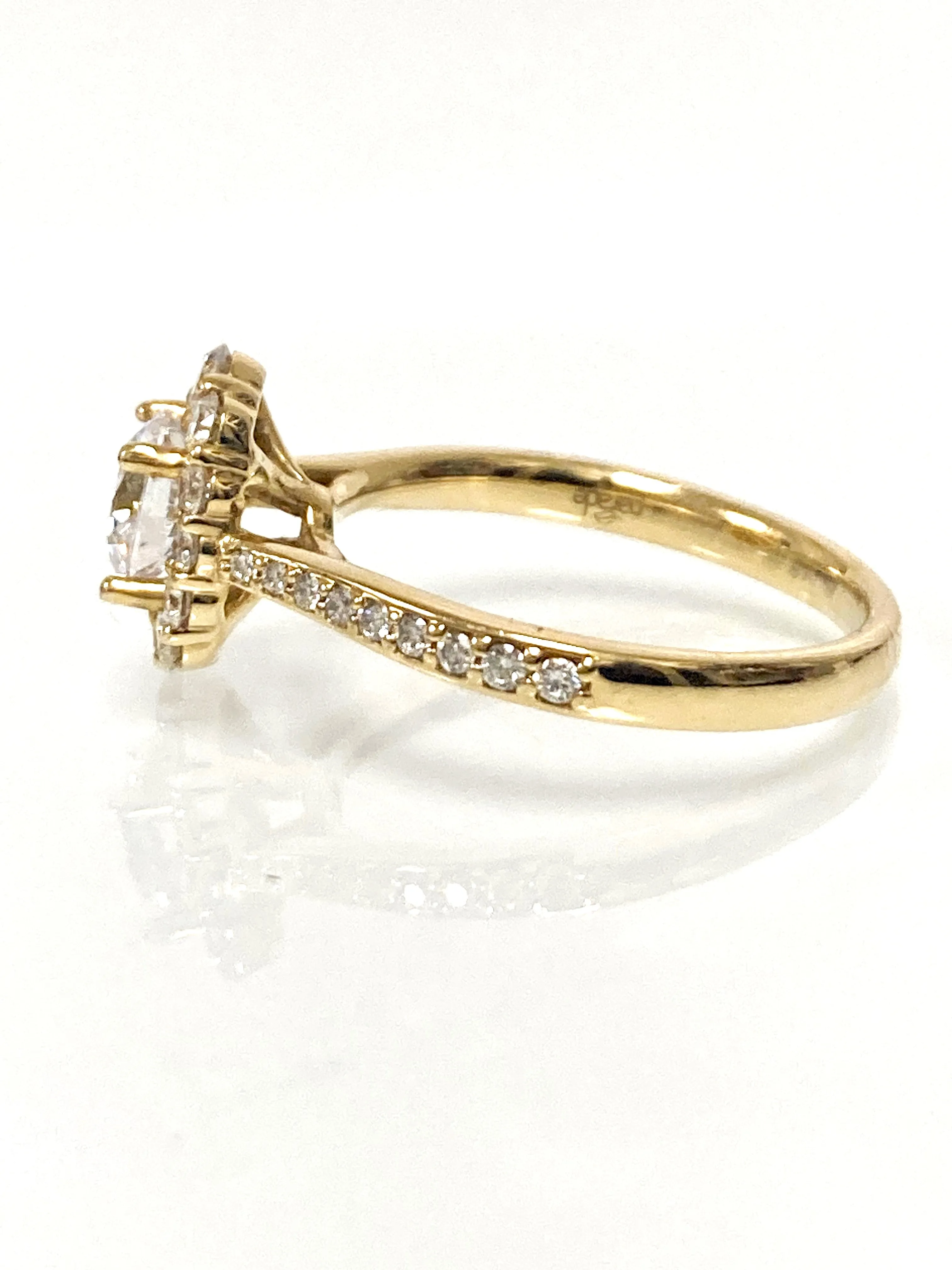 14KY Semi-Mount Solitaire Engagement Ring with Elongated Halo