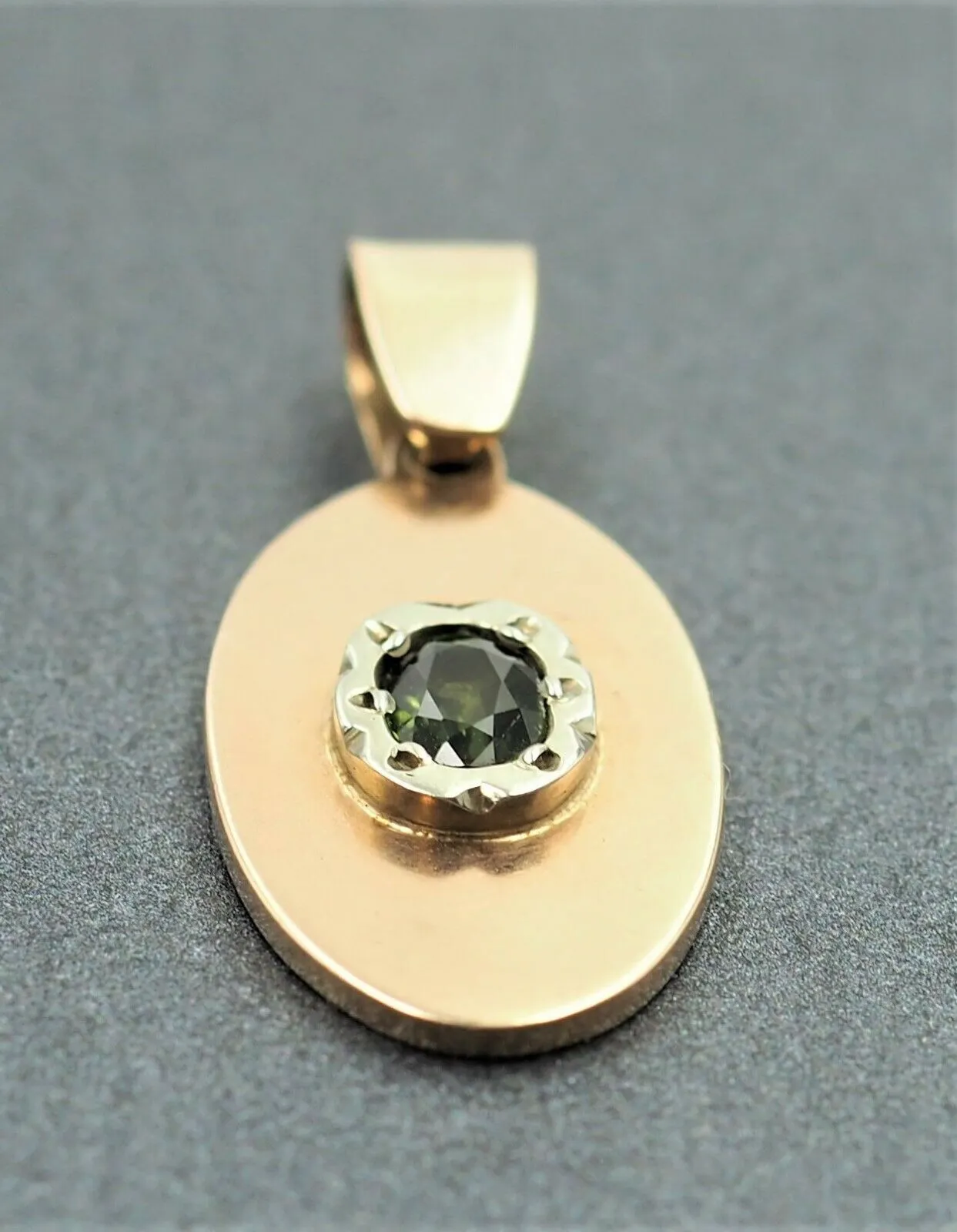 9ct Yellow & White Gold Green Sapphire Pendant