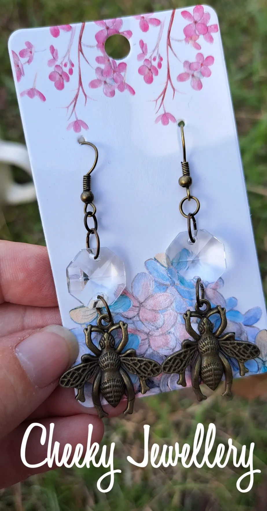 Bee Earrings with hex crystals, Light wright jewellery, all so cute. Filigree earrings, dangly earrings.