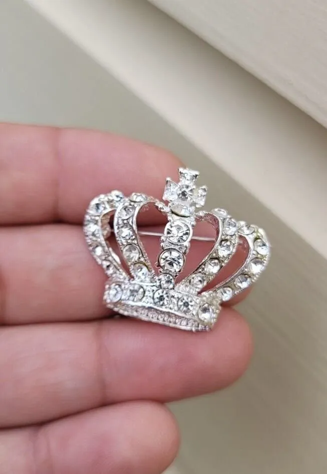 Crown brooch vintage look queen broach silver plated celebrity design pin k46