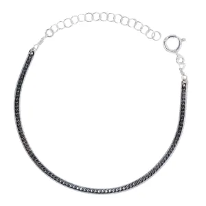 Delicate Slick Chain Bracelet in Silver