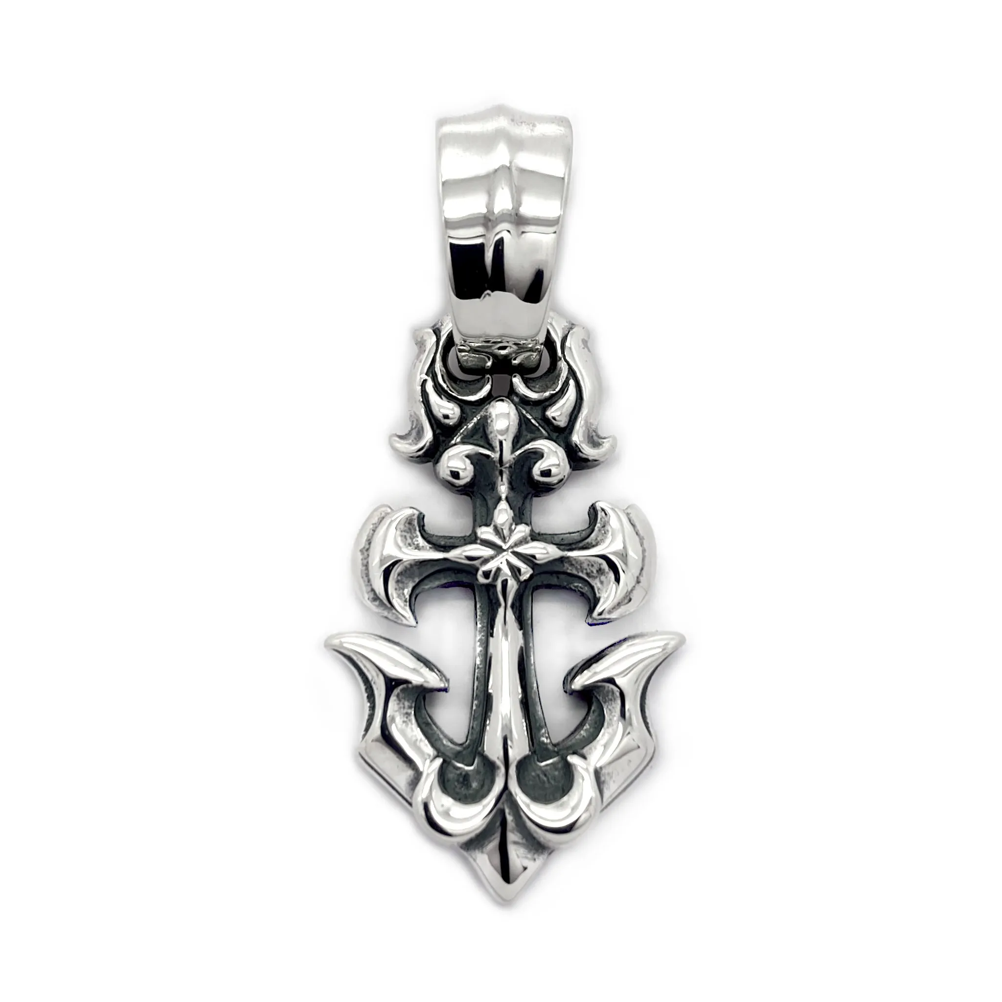 Medium Anchor Pendant