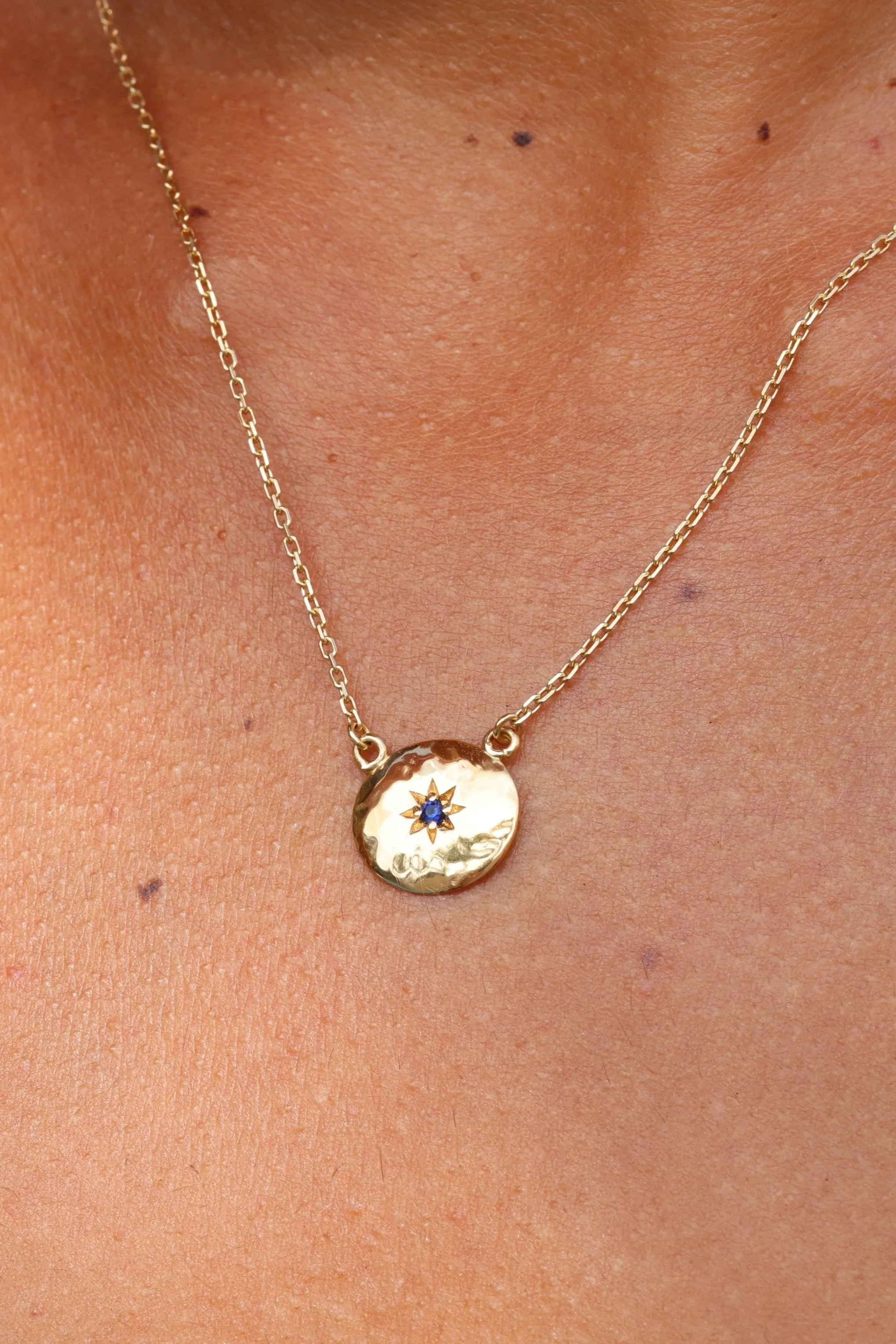 Mia Sapphire Gold Necklace