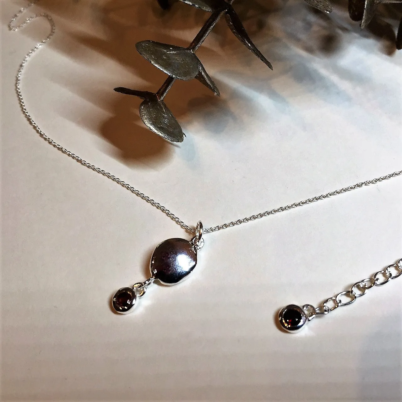 Pebble Pendant - VP133