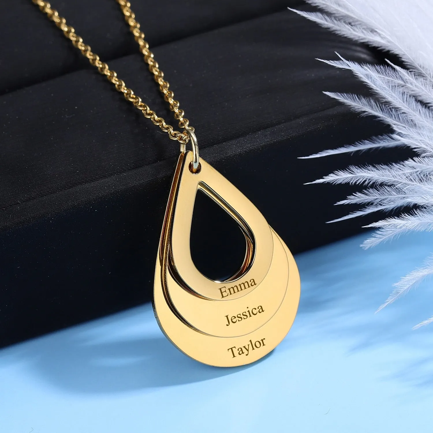 Personalized Name Necklaces Customized Engraved 3 Names Necklace Water Drop Shape Charm