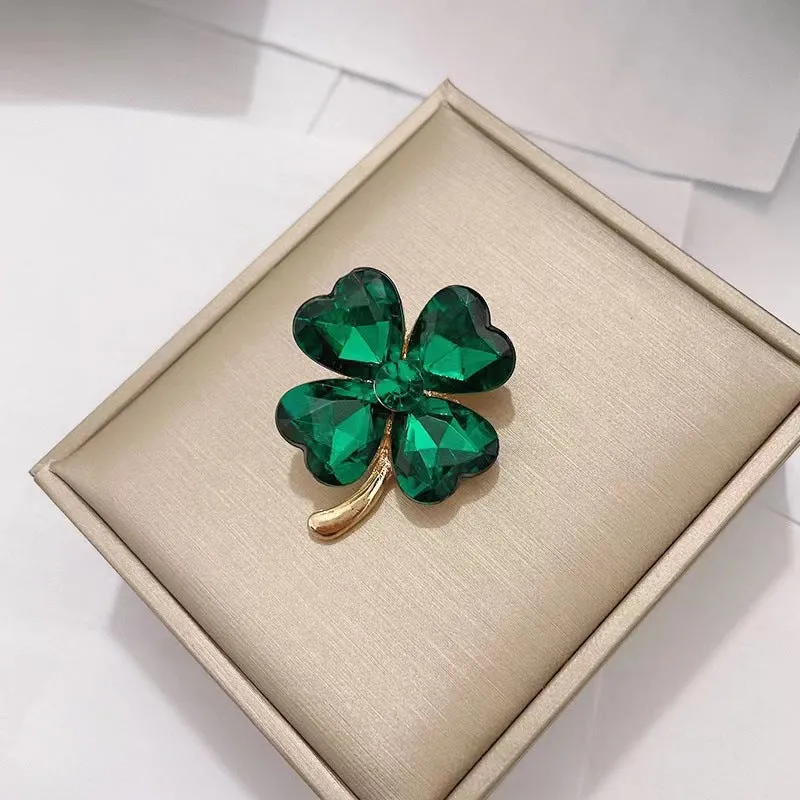 Pretty 3 Pcs Small Emerald Green 4 leaf Clover Brooch Pin with Heart Accent ,St Patricks Day Gift, Irish Shamrock Good Luck, Heart Crystals Vintage