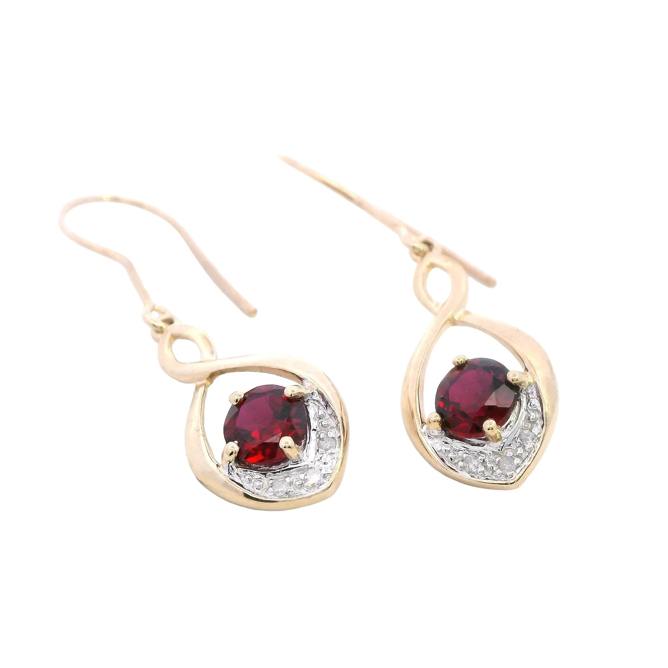 Stunning 9ct Yellow Gold Synthetic Ruby & Diamond Drop Earrings