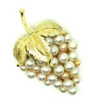 Vintage 1960s Designer Trifari Pearl Grape Brooch