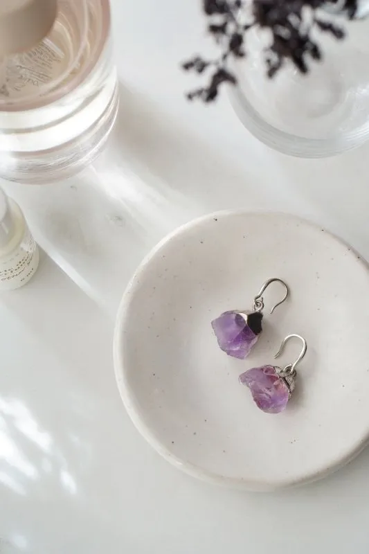 Xander Kostroma - 925 Sterling Silver Raw Cut Amethyst Rock Earrings - Ideal for Women - Reduces Stress and Balances Mood - Handcrafted Unique Jewelry - 4cm Drop - Perfect Gift for Healing and Style